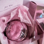 BEAUTY-CREME, MIT ROSEN GESÄTTIGT, FÜR DAS GESICHT UND DIE AUGENPARTIE ZUR NACHT BEAUTY-CREME, MIT ROSEN GESÄTTIGT, FÜR DAS GESICHT UND DIE AUGENPARTIE ZUR NACHT